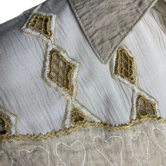 Vintage 90s Button Up Crinkle Blouse M White Short Sleeve Embroidered Cut Outs - Picture 5 of 9